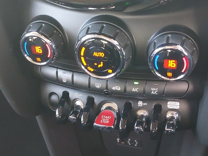 Used MINI Hatch 2018 for sale - 77847006: Photo 17