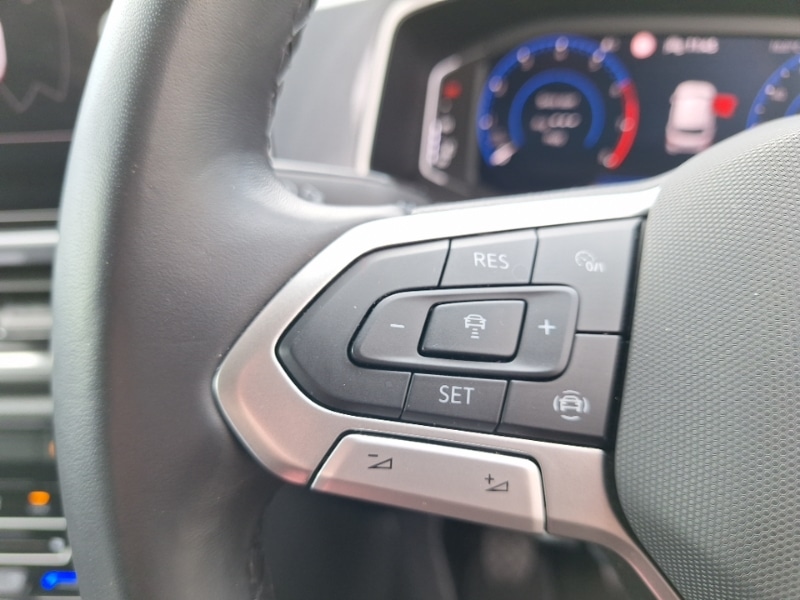 Used Volkswagen T-Roc 2024 for sale - 77034927: Photo 16