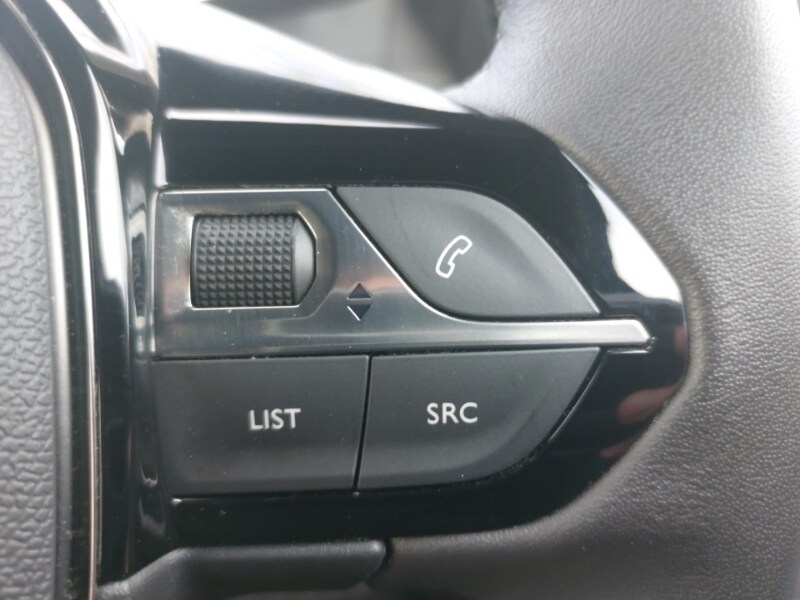 Used Peugeot 2008 2023 for sale - 78151348: Photo 13