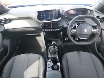 Used Peugeot 2008 2023 for sale - 78151348: Photo