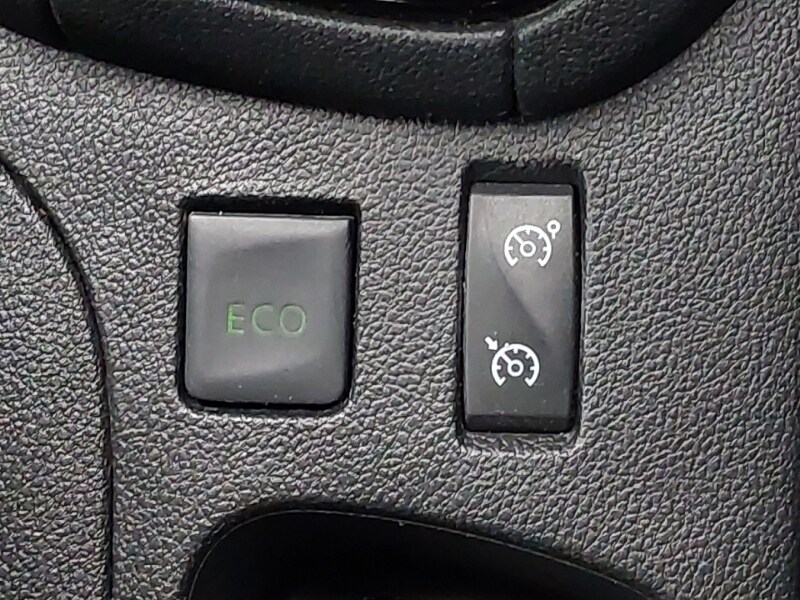 Used Renault Clio 2017 for sale - 77491764: Photo 19