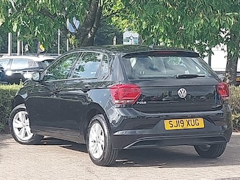 Used Volkswagen Polo 2019 for sale - 76294359: Photo