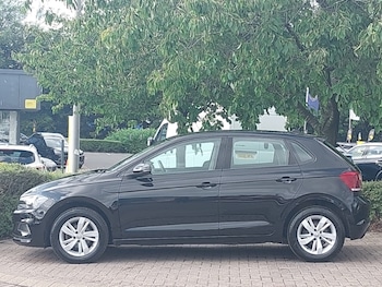 Used Volkswagen Polo 2019 for sale - 76294359: Photo