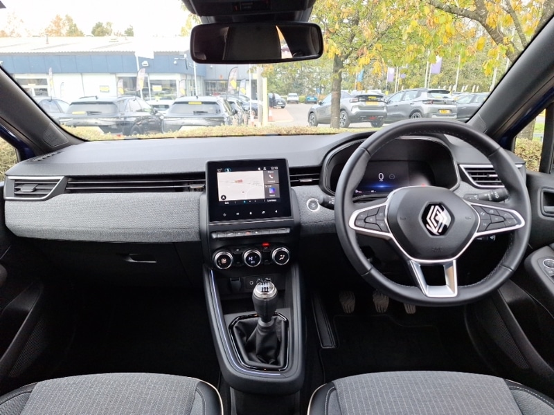 Used Renault Clio 2023 for sale - 76249820: Photo 2