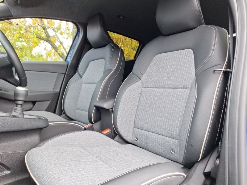 Used Renault Clio 2023 for sale - 76249820: Photo 5