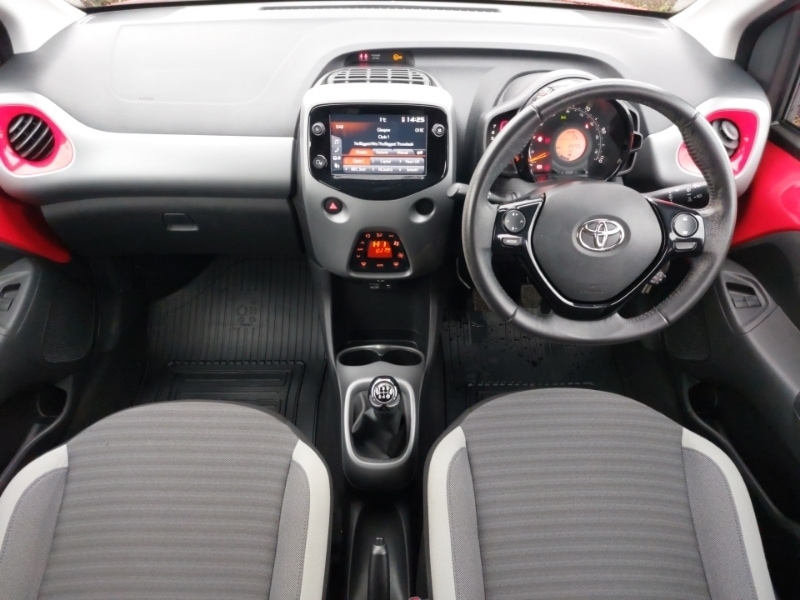 Used Toyota AYGO 2019 for sale - 77149981: Photo 2