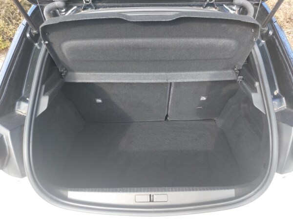 Used Vauxhall Corsa 2023 for sale - 76294369: Photo 8
