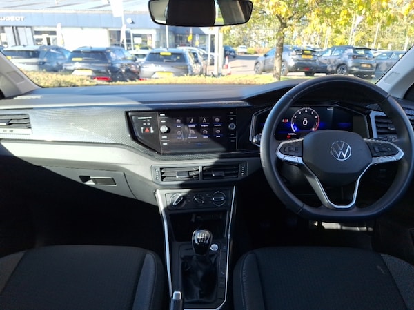 Used Volkswagen Taigo 2022 for sale - 76246415: Photo 2