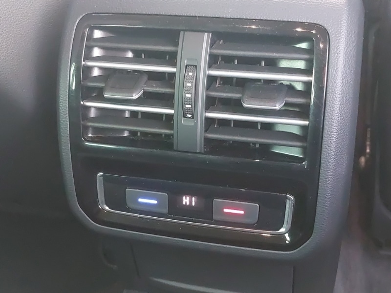 Used Volkswagen Passat 2017 for sale - 77105669: Photo 10