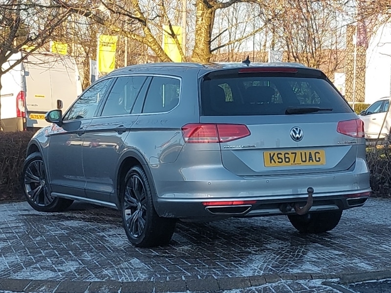 Used Volkswagen Passat 2017 for sale - 77105669: Photo 3