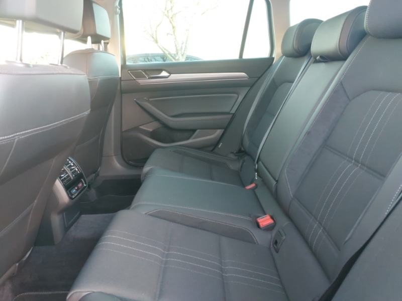 Used Volkswagen Passat 2017 for sale - 77105669: Photo 6