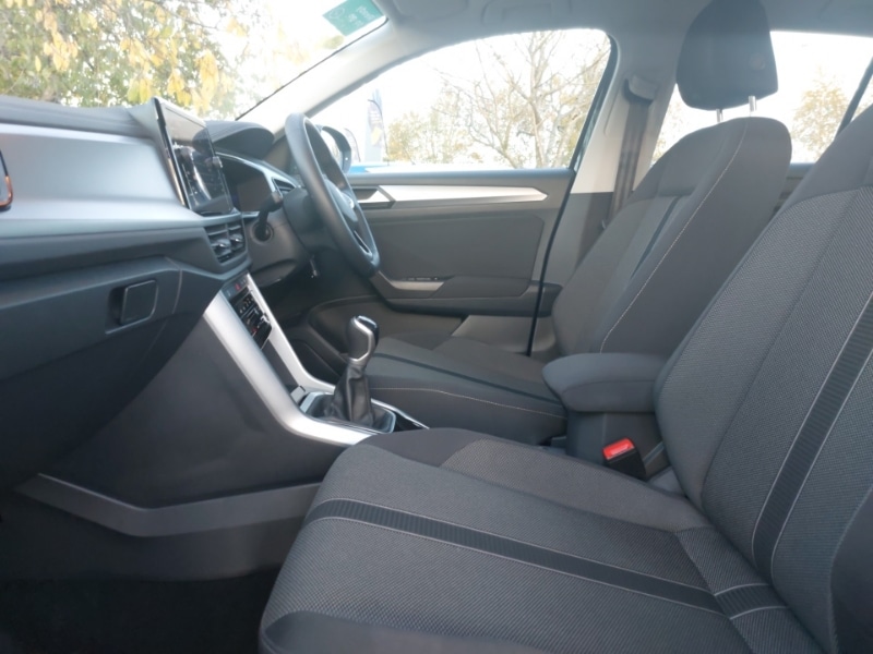 Used Volkswagen T-Roc 2022 for sale - 76408219: Photo 5