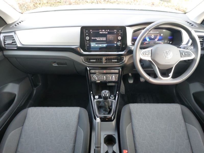 Used Volkswagen T-Cross 2025 for sale - 76451265: Photo 2