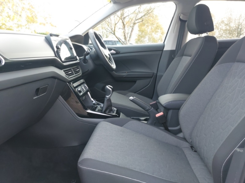 Used Volkswagen T-Cross 2025 for sale - 76451265: Photo 5