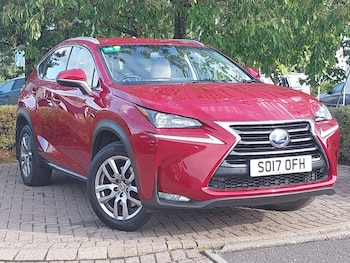 2017 - 300h 2.5 Luxury 5dr CVT