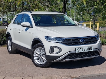 Used Volkswagen T-Roc 2023 for sale - 78425361: Photo