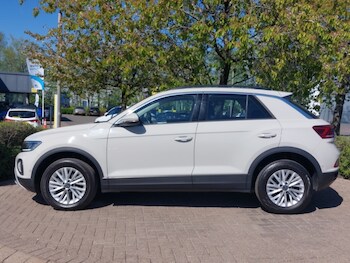 Used Volkswagen T-Roc 2023 for sale - 78425361: Photo