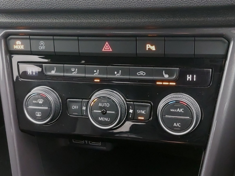 Used Volkswagen T-Roc 2020 for sale - 77433361: Photo 18