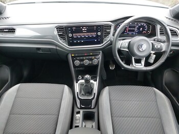 Used Volkswagen T-Roc 2020 for sale - 77433361: Photo