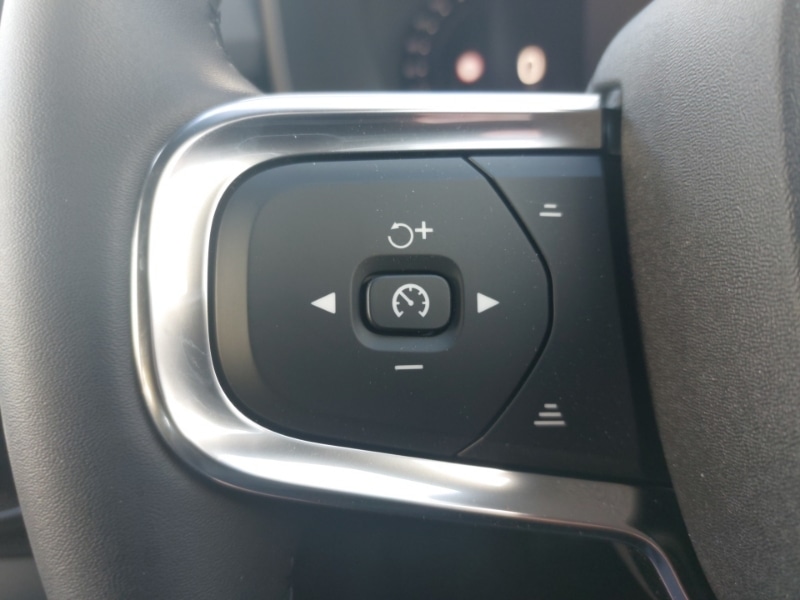 Used Volvo XC40 2025 for sale - 77596036: Photo 12