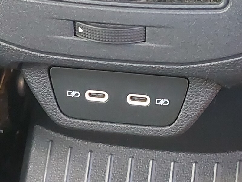 Used Volkswagen T-Roc 2022 for sale - 76282305: Photo 10