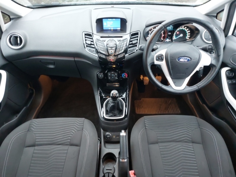 Used Ford Fiesta 2016 for sale - 77338419: Photo 2