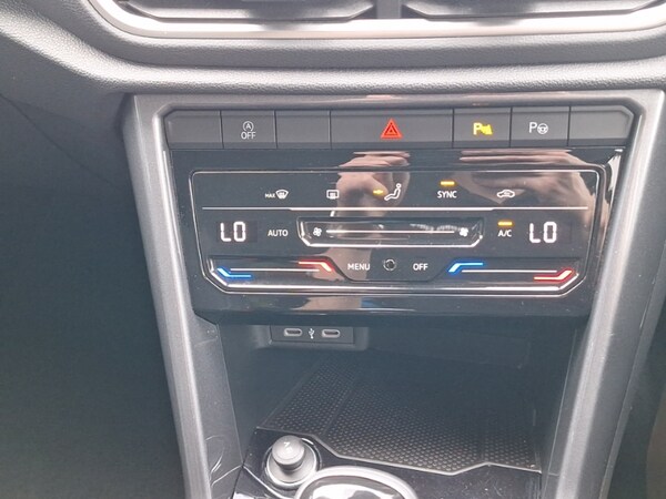 Used Volkswagen T-Roc 2024 for sale - 75185247: Photo 14