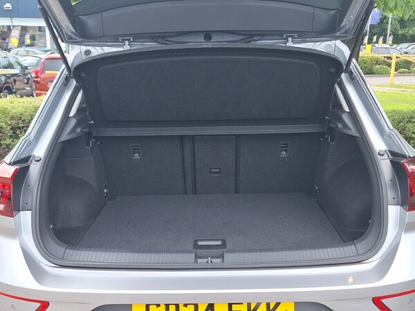 Used Volkswagen T-Roc 2024 for sale - 75185247: Photo 8