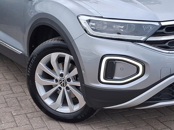 Used Volkswagen T-Roc 2024 for sale - 75185247: Photo 9