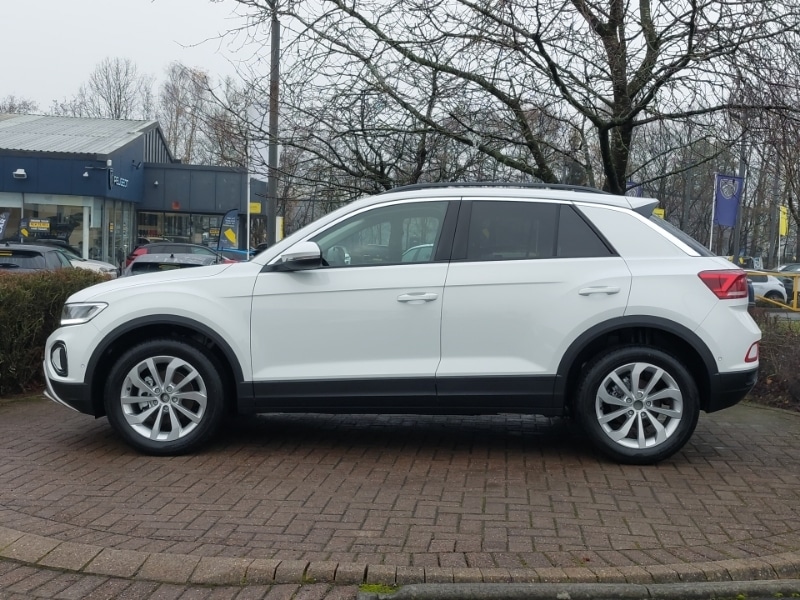 Used Volkswagen T-Roc 2025 for sale - 77123229: Photo 4