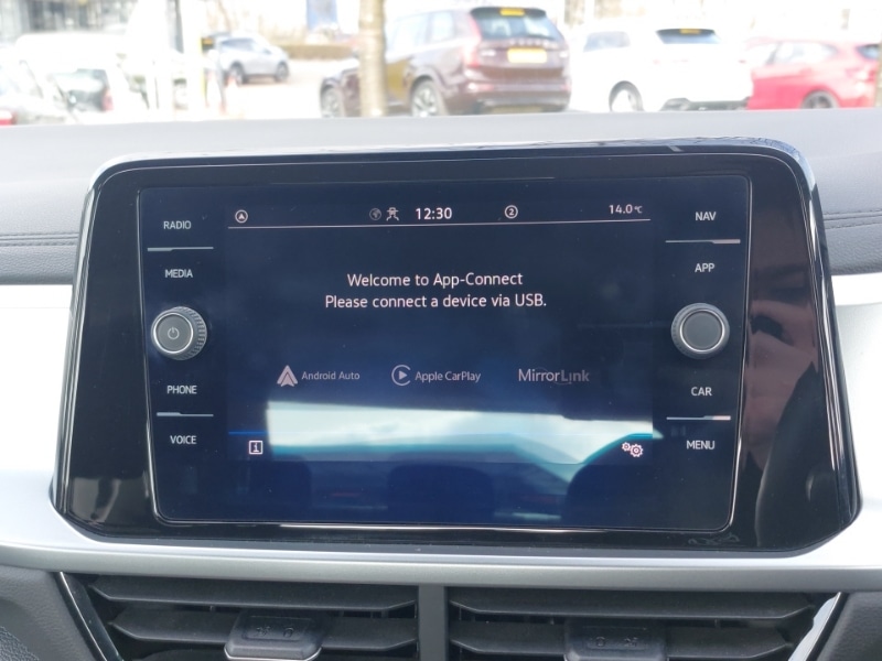 Used Volkswagen T-Roc 2023 for sale - 77974932: Photo 11