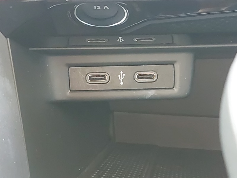 Used Volkswagen T-Roc 2023 for sale - 77974932: Photo 17