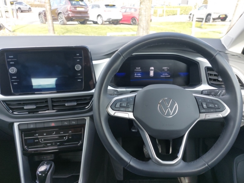 Used Volkswagen T-Roc 2023 for sale - 77974932: Photo 7