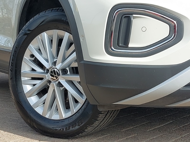 Used Volkswagen T-Roc 2023 for sale - 77974932: Photo 9