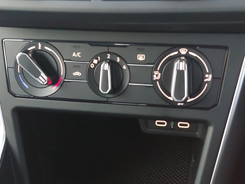 Used Volkswagen Polo 2024 for sale - 77357752: Photo 18