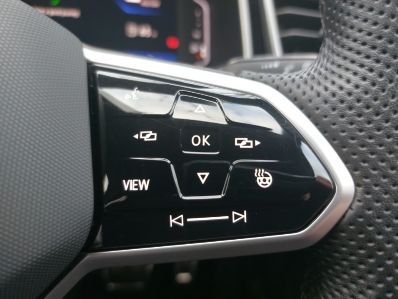 Used Volkswagen T-Roc 2023 for sale - 76507159: Photo 13