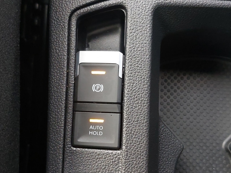 Used Volkswagen T-Roc 2023 for sale - 76507159: Photo 19