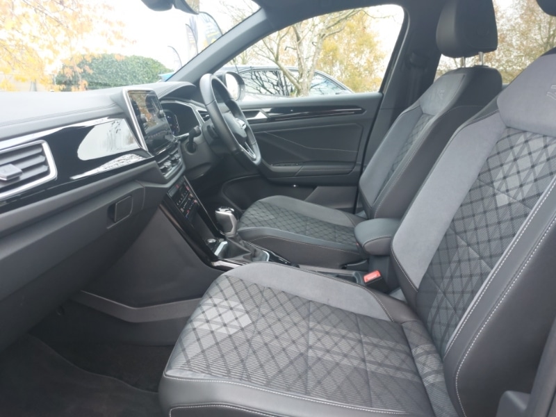 Used Volkswagen T-Roc 2023 for sale - 76507159: Photo 5