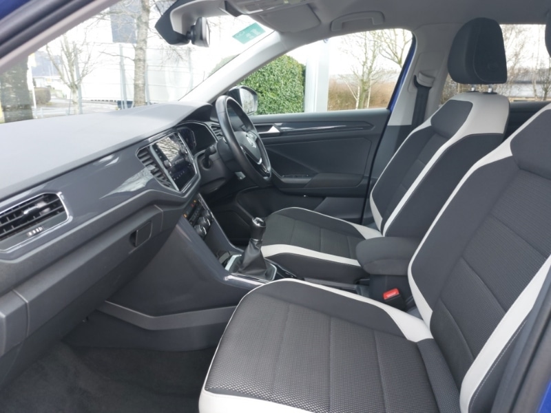 Used Volkswagen T-Roc 2019 for sale - 77652082: Photo 5