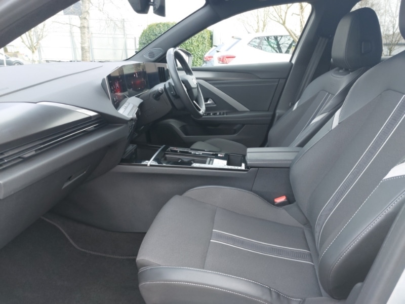 Used Vauxhall Astra 2023 for sale - 77645072: Photo 5