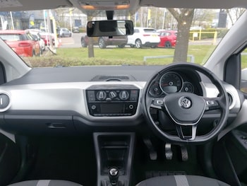 Used Volkswagen up! 2016 for sale - 78312422: Photo