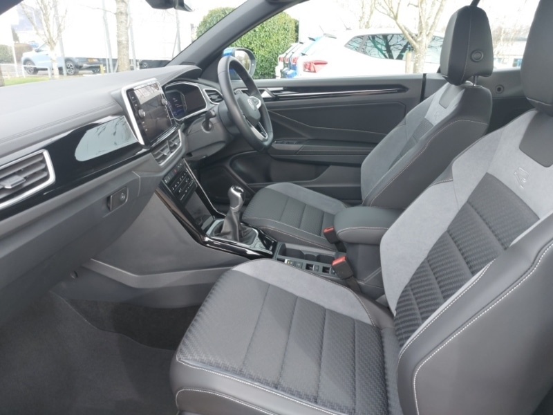 Used Volkswagen T-Roc 2024 for sale - 77569302: Photo 5