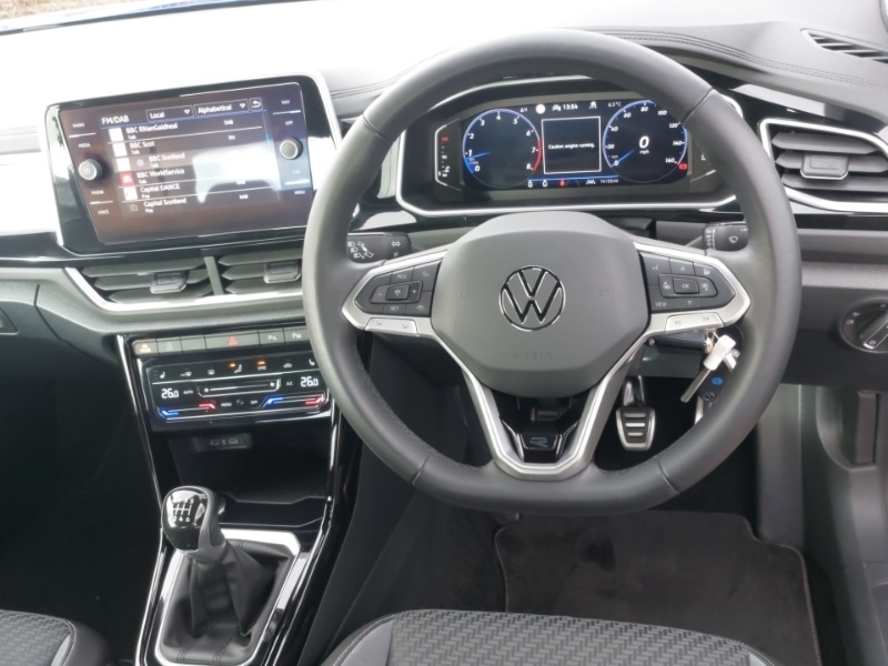 Used Volkswagen T-Roc 2024 for sale - 77569302: Photo 7