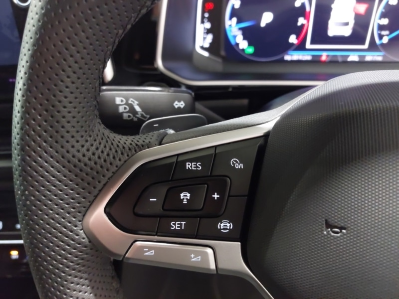 Used Volkswagen T-Roc 2025 for sale - 77428624: Photo 17