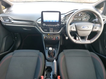 Used Ford Fiesta 2021 for sale - 77034931: Photo