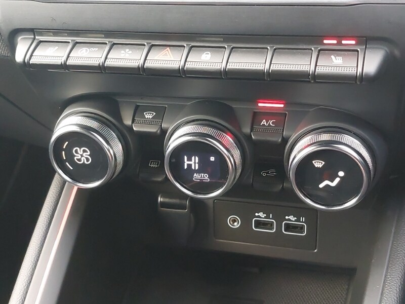 Used Renault Clio 2024 for sale - 77874359: Photo 17