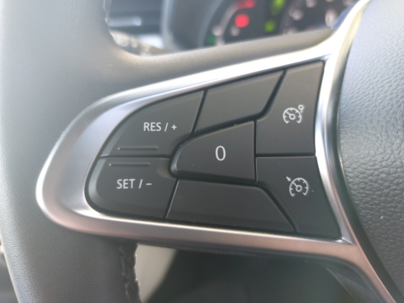 Used Renault Clio 2022 for sale - 77081185: Photo 12