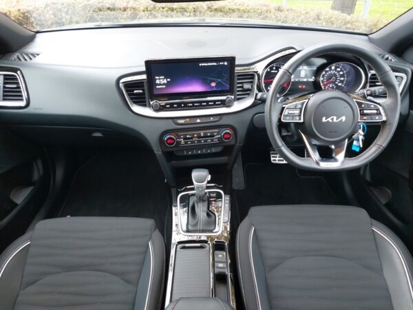 Used Kia Ceed 2024 for sale - 76258351: Photo 2