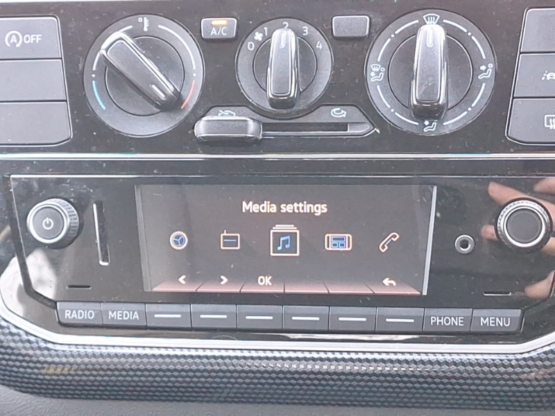 Used Volkswagen up! 2022 for sale - 76663944: Photo 13