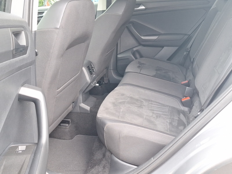 Used Volkswagen T-Roc 2024 for sale - 76619066: Photo 6